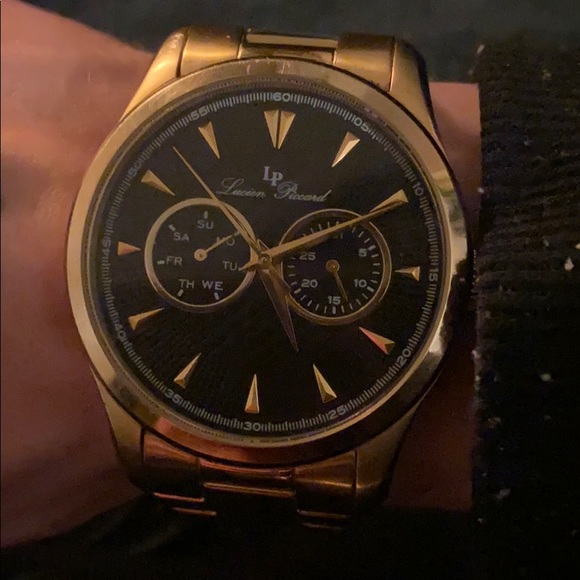 Lucien Piccard Seashark 14K Yellow Gold 33mm Men lucien piccard gold watch